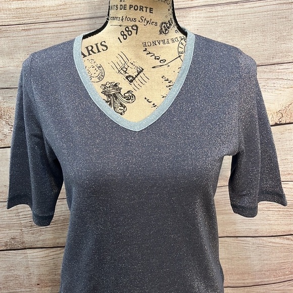 Le Comte Metallic Tee Shirt Top NWT Blue Size 36 Small Short Sleeve - Picture 2 of 12
